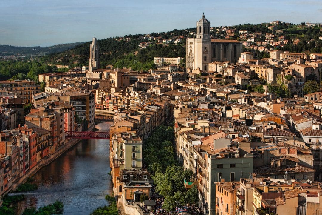 Girona desde el aire, salida y llegada de la vuelta