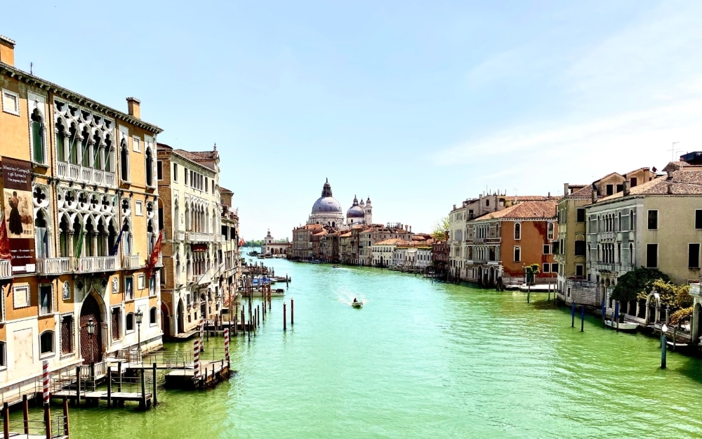 vista-da-ponte-accademia